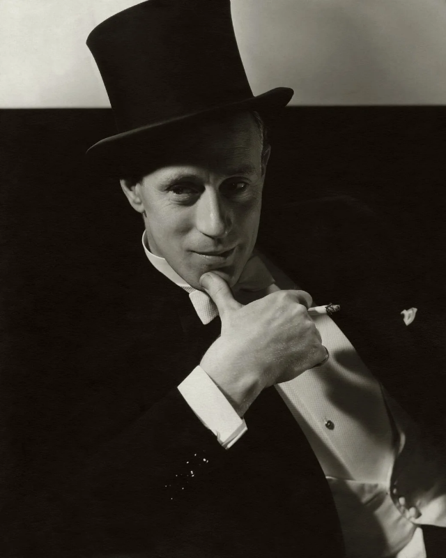 Leslie Howard, 1934.