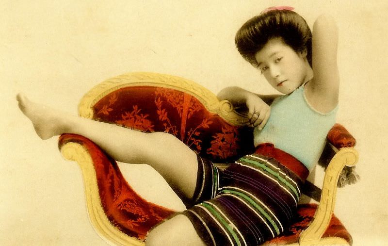 Japanese Bathing Beauties: Colorized Photos Of Young Geisha And Maiko Girls In Bathing Suits From 1868 to 1912