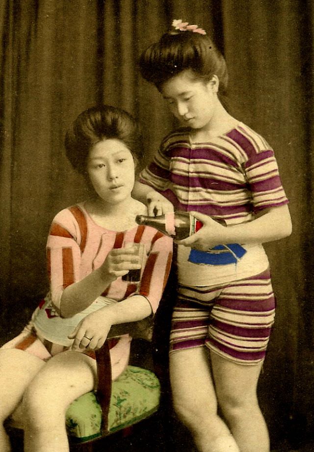 Japanese Bathing Beauties: Colorized Photos Of Young Geisha And Maiko Girls In Bathing Suits From 1868 to 1912