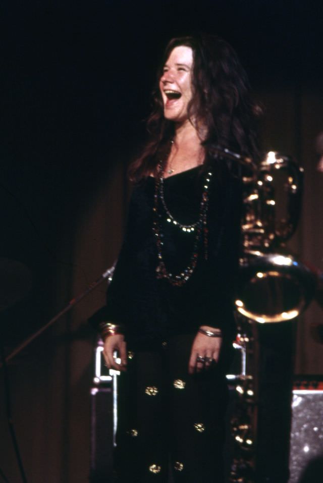 Janis Joplin On The Stage: Photos Depicting The Best Moments Of Iconic Rockstar