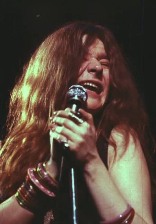 Janis Joplin On The Stage: Photos Depicting The Best Moments Of Iconic Rockstar