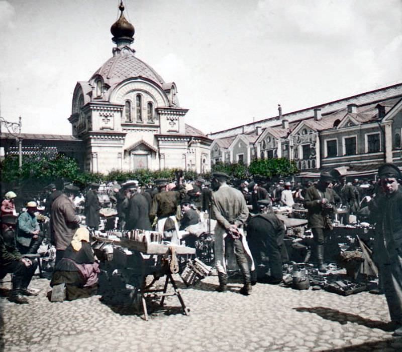 A market, St. Petersburg, 1896