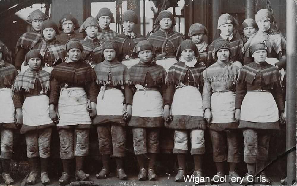 Wigan’s Pit Brow Women: Photos Depicting Poor Working Conditions Of Women Miners In Victorian England