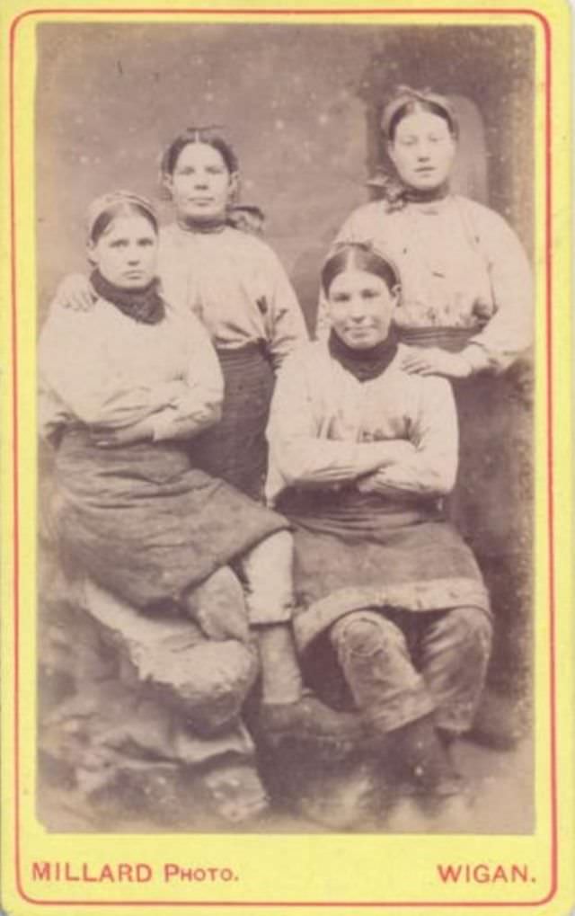 Wigan’s Pit Brow Women: Photos Depicting Poor Working Conditions Of Women Miners In Victorian England