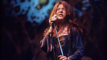 Janis Joplin performance on stage