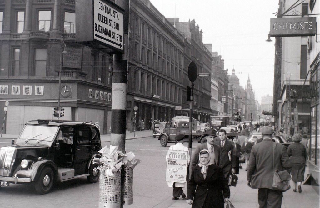 Buchanan Street, 19 April 1960