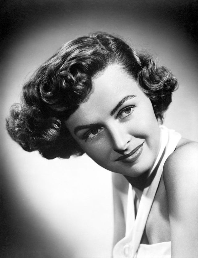 Donna Reed: The Epitome of Grace and Warmth in Hollywood's Golden Age