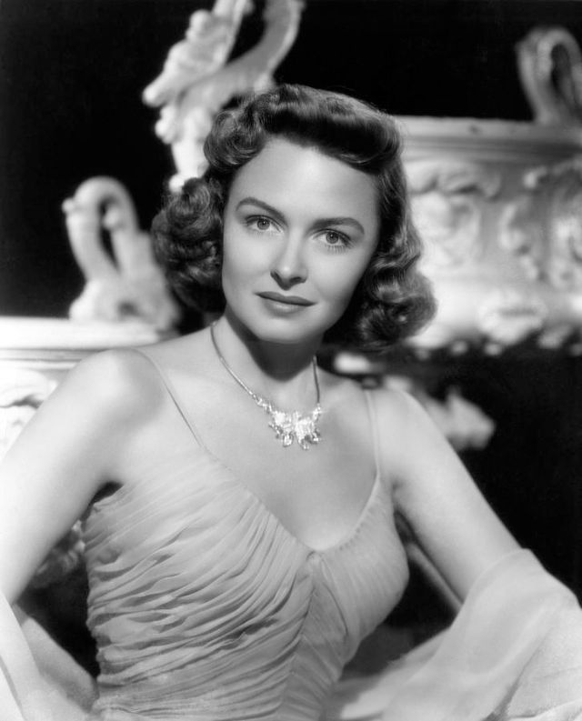 Donna Reed: The Epitome of Grace and Warmth in Hollywood's Golden Age
