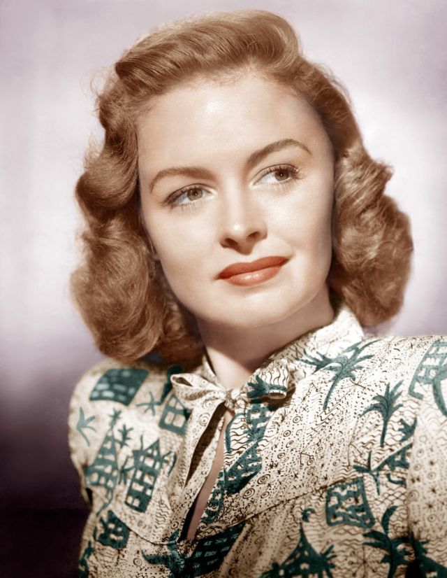 Donna Reed: The Epitome of Grace and Warmth in Hollywood's Golden Age