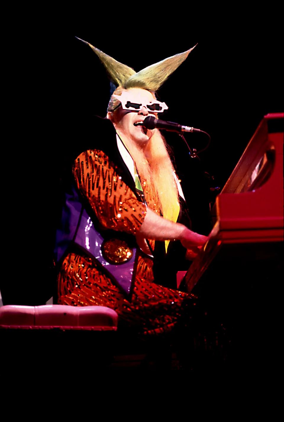 Elton John performs at Paris Bercy Concert Hall, 1986