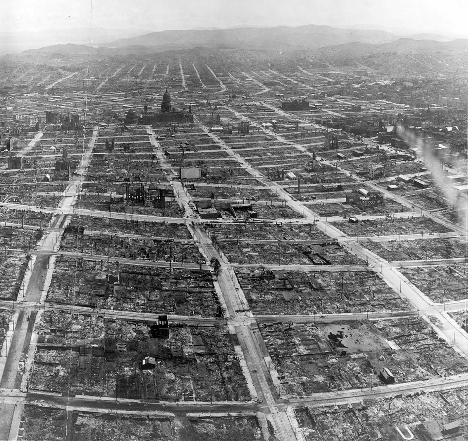 Detail of the panorama photograph of a ruined San Francisco, viewed from the Lawrence Captive Airship on May 29, 1906.