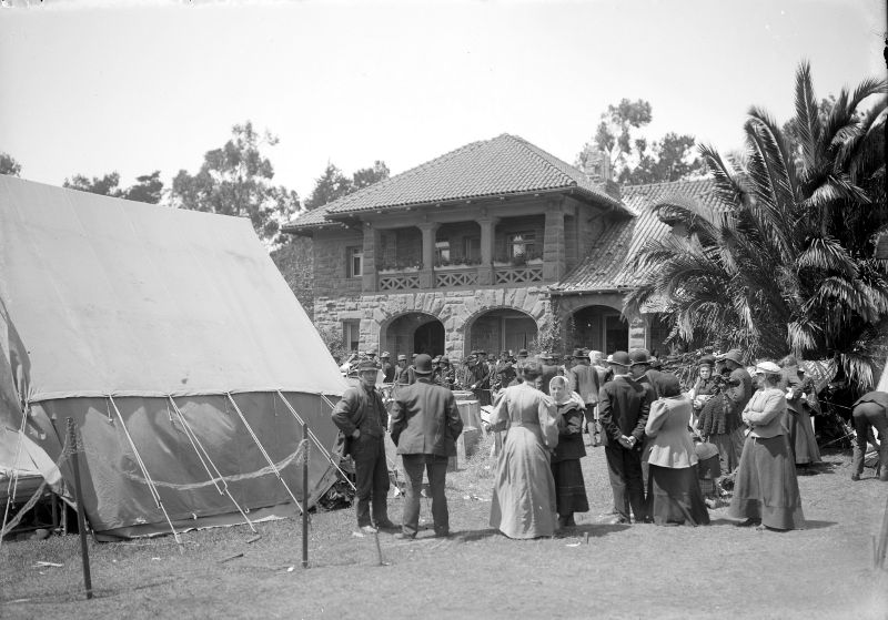 Refugee camp in Golden Gate Park near McLaren Lodge, 1906