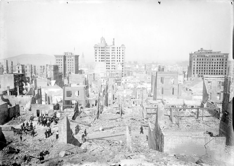 View from Nob Hill looking east, 1906