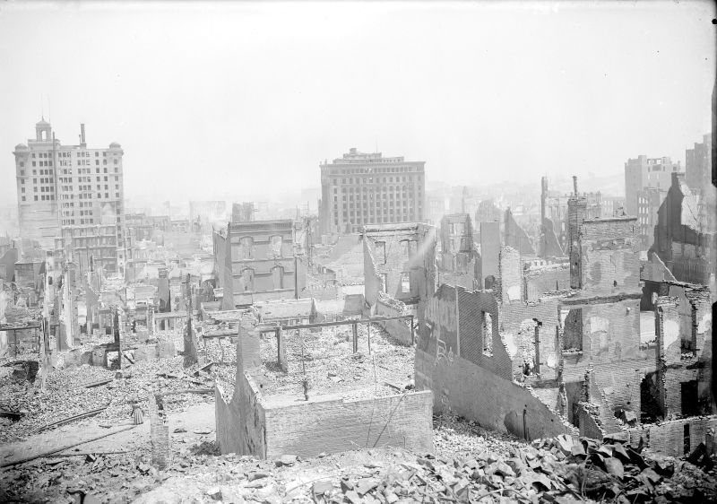 View from Nob Hill looking east, 1906