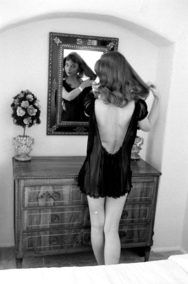 Vikki Dougan Made The Best Exits: Stunning and Provocative Style That Popularized the Backless Dress