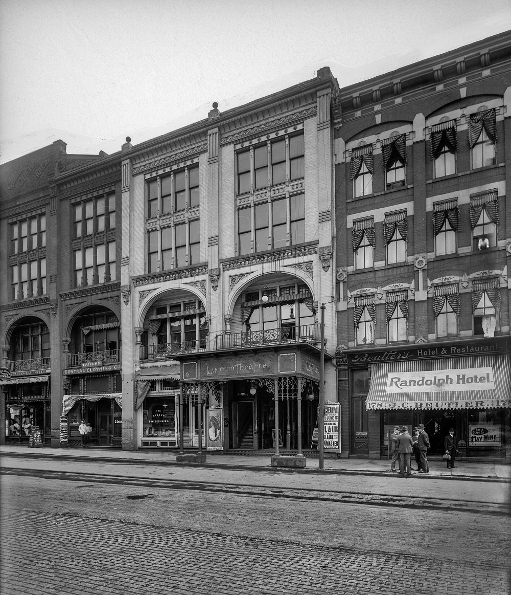 Lyceum Theatre, Detroit, 1904