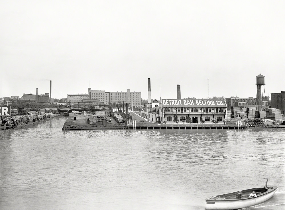 The Detroit River, 1906