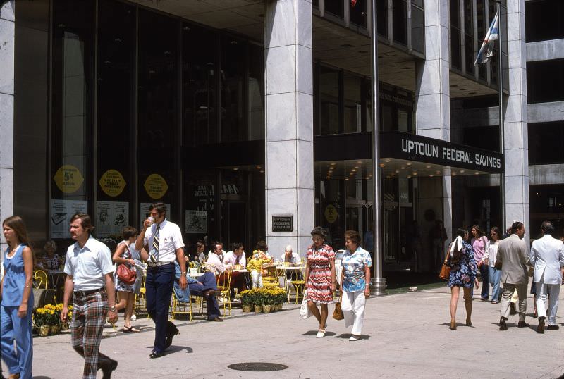 Federal Savings Bank Building on Michigan Ave., Chicago, 1967