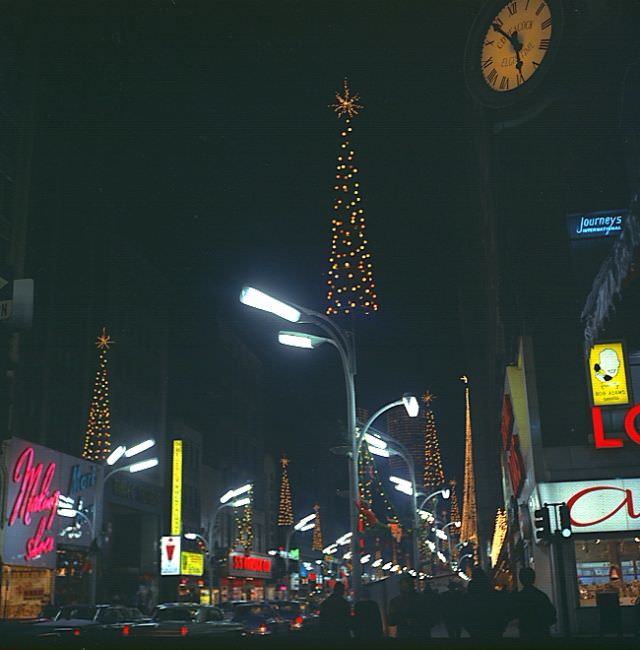 Chicago at night, 1965