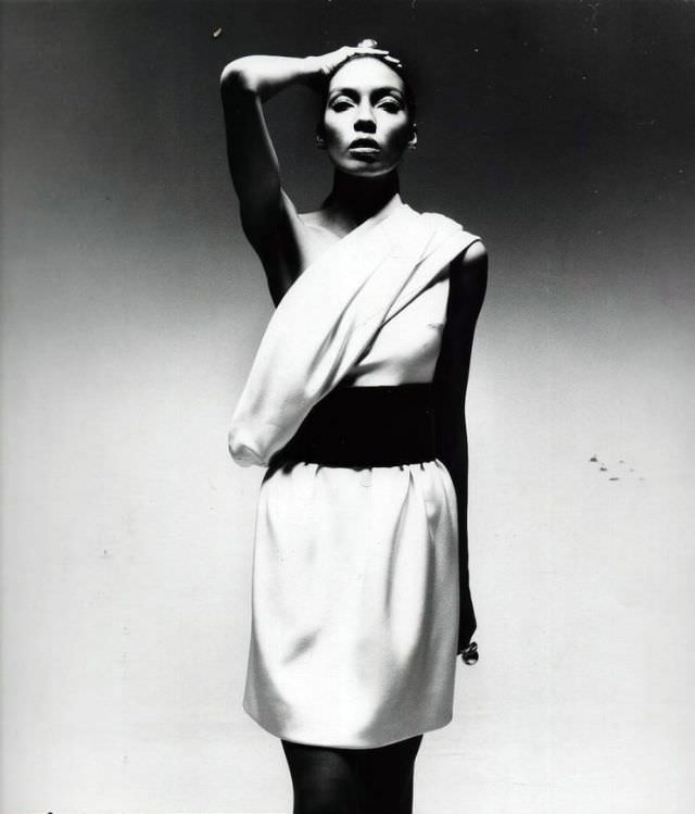 The World's First Black Supermodel: Fabulous Fashion Photos Of Donyale Luna