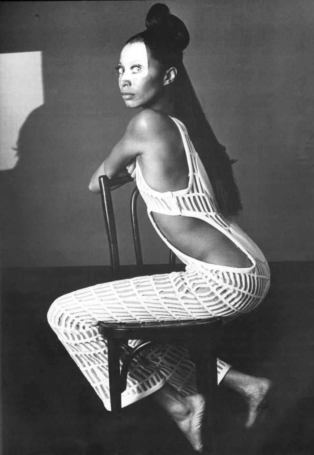 The World's First Black Supermodel: Fabulous Fashion Photos Of Donyale Luna