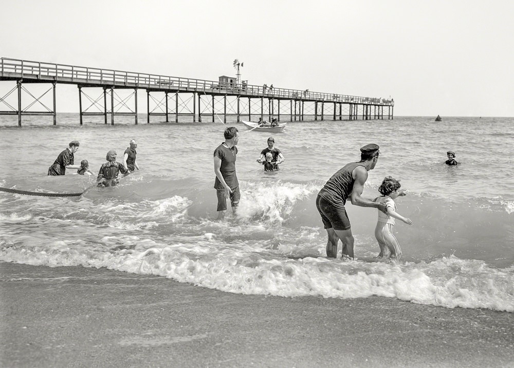 Surf bathing at Palm Beach, 1905