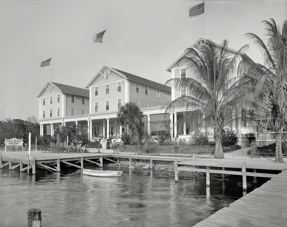 Palm Beach Hotel, Florida, 1910