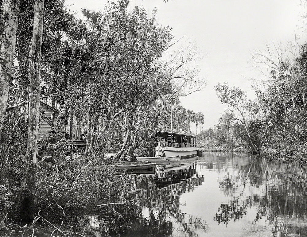 Princess Issena at Tomoka landing, Ormond, Florida, 1900