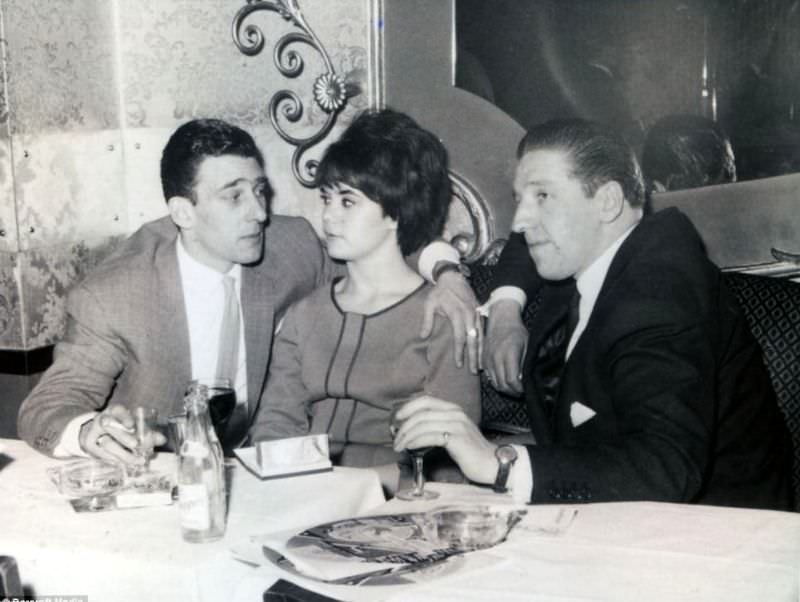 Frances Shea and gangster Reggie Kray with friends at a London nightclub, 1962