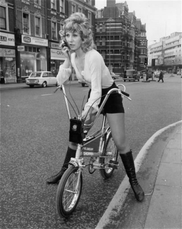 Hot Pants: One Of The Hottest Fashion Style Of the 70s