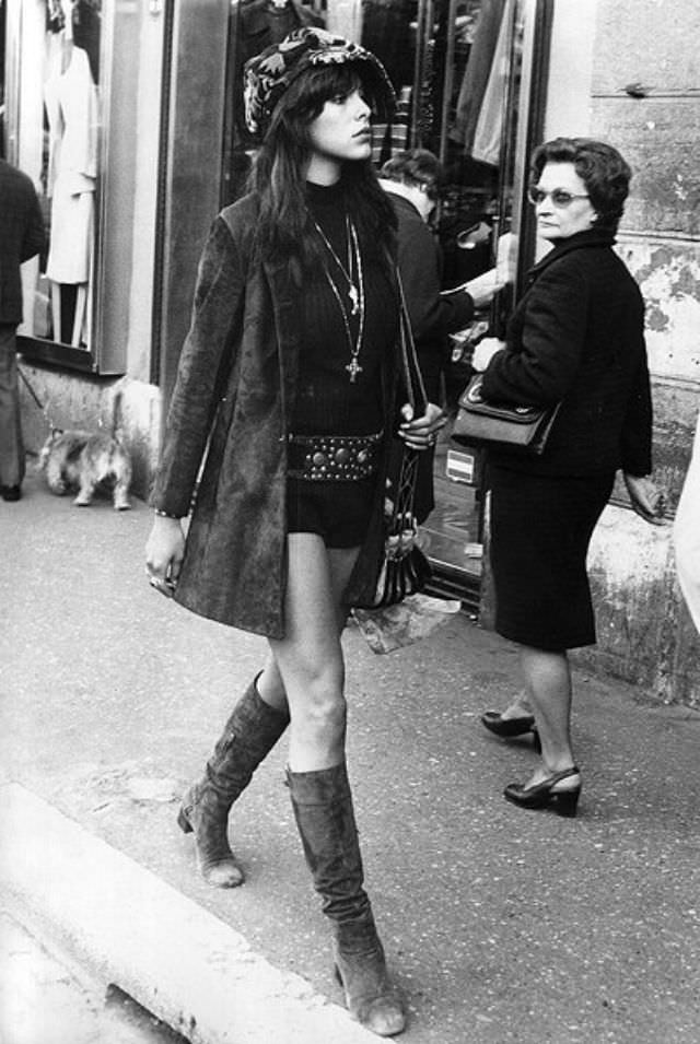 Hot Pants: One Of The Hottest Fashion Style Of the 70s