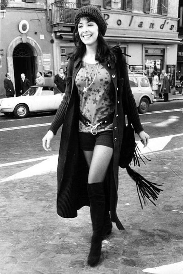 Hot Pants: One Of The Hottest Fashion Style Of the 70s