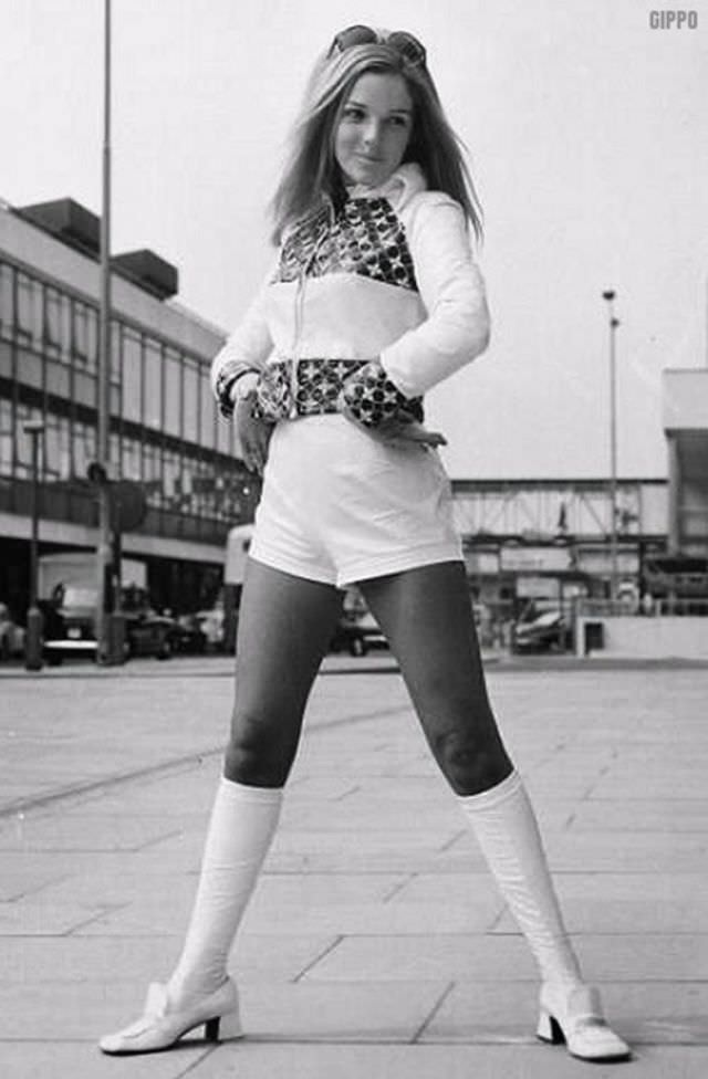 Hot Pants: One Of The Hottest Fashion Style Of the 70s