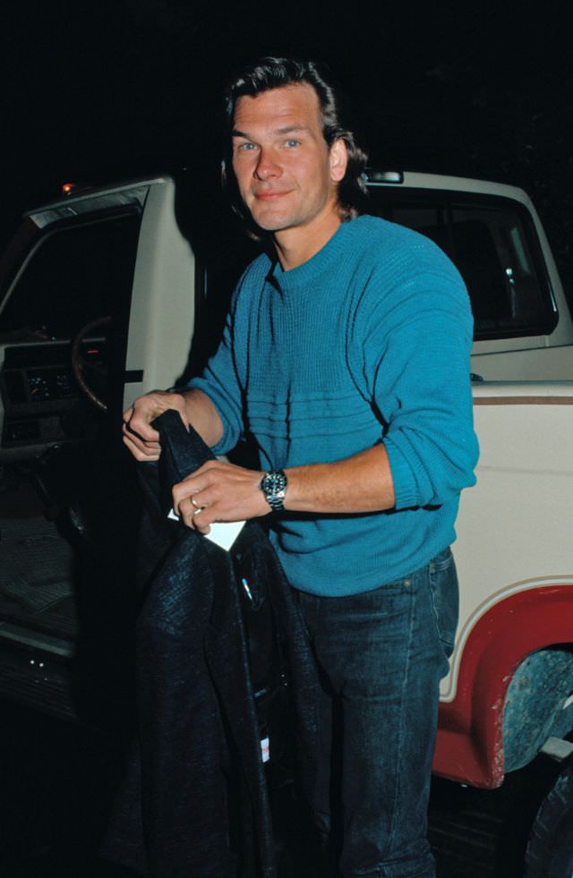 Fabulous Photos Of Young Patrick Swayze in Mullet Hairstyle From 1980s and1990s