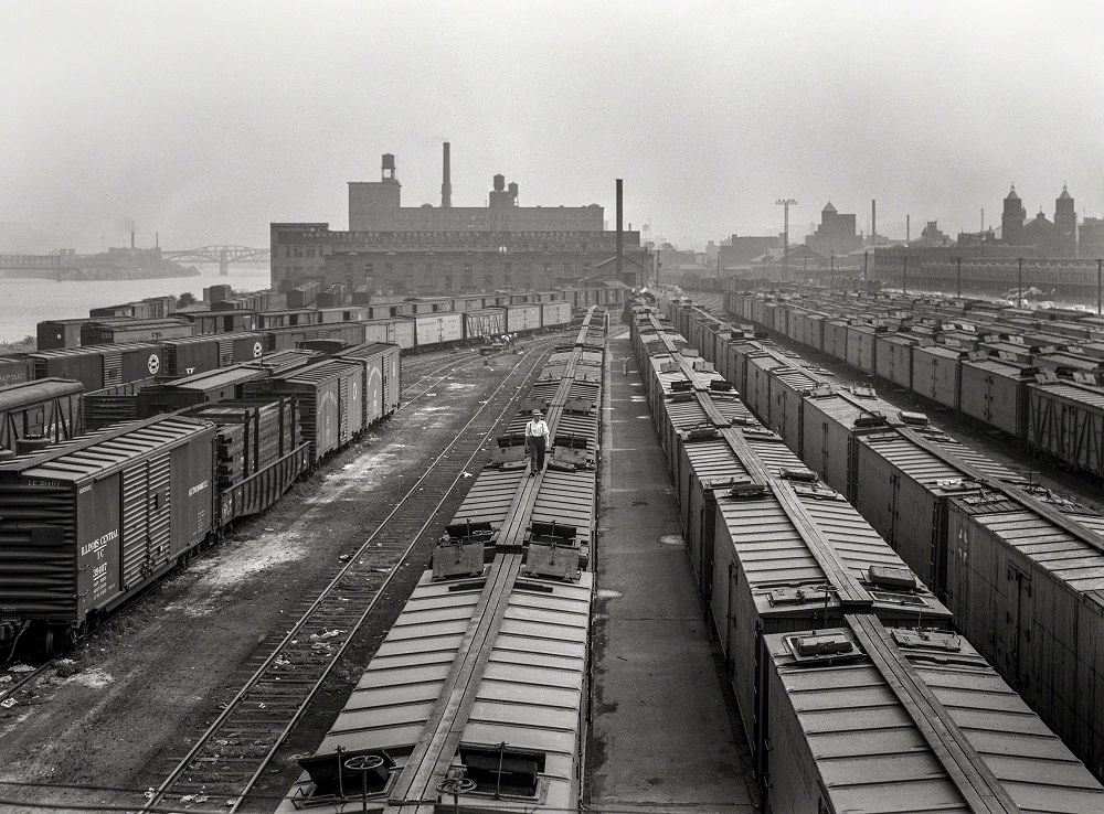The Kroger warehouse in Pittsburgh, Pennsylvania, September 1942