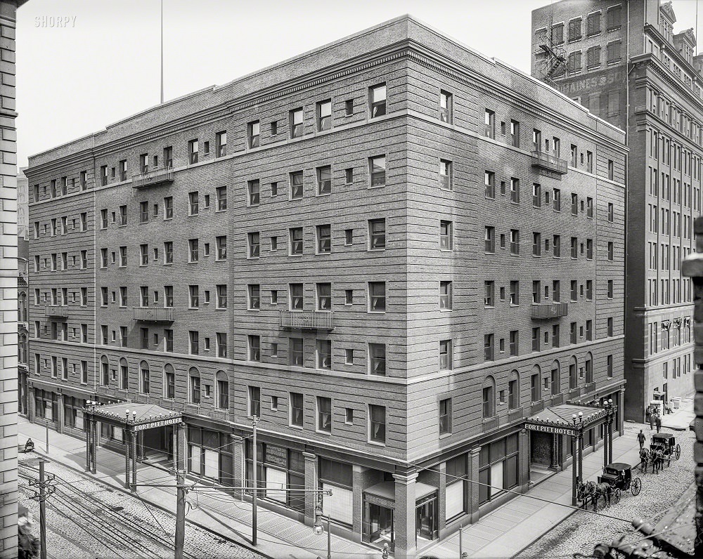 Fort Pitt Hotel, Penn Avenue, Pittsburg, 1905