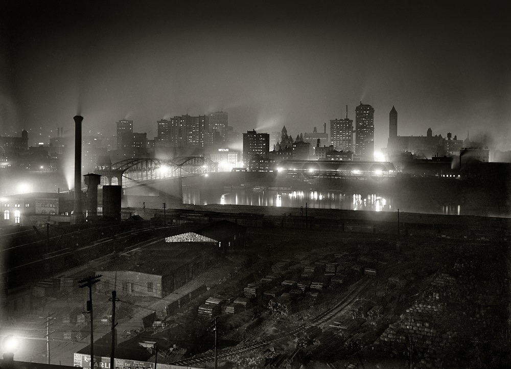 Pittsburgh by Night, 1907