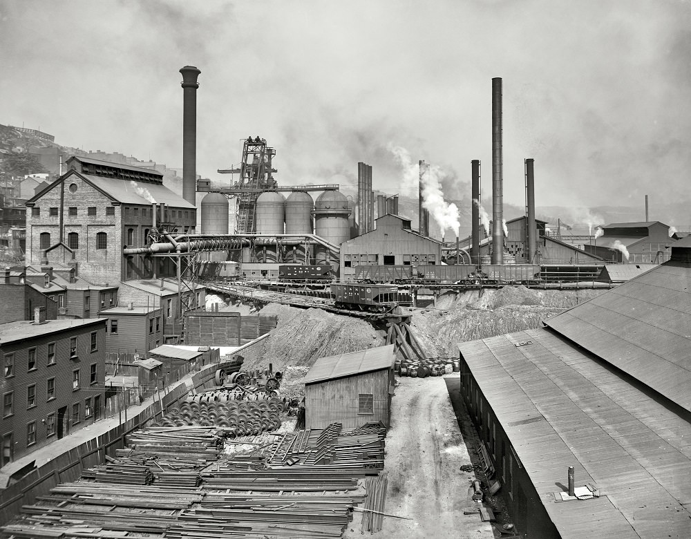 Furnaces, National Tube Works, Pittsburgh, Pennsylvania, 1910