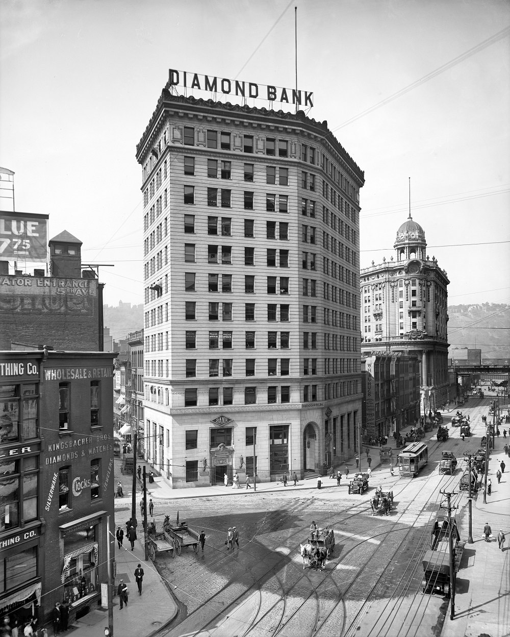 Diamond Bank and Wabash Terminal, Pittsburgh, Pennsylvania, July 1909