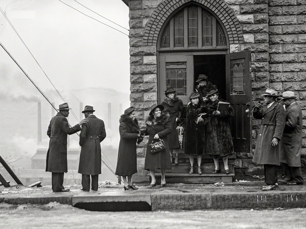 Negro church in mill district of Pittsburgh, Pennsylvania, January 1941