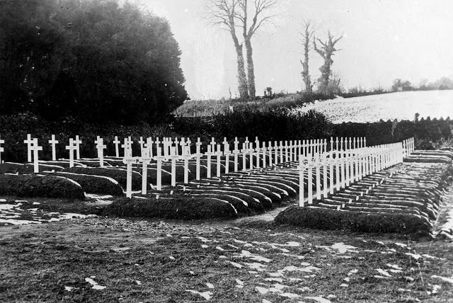 Graves of U.S. soldiers who died of influenza in Devon, England, photographed on March 8, 1919.