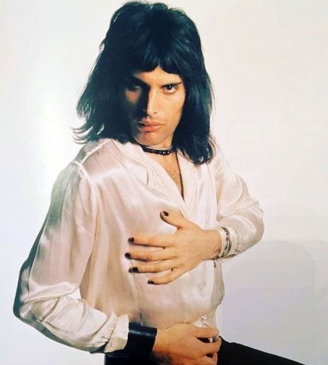 Young Freddie Mercury: Cool Photos Of Ultimate Rock God From His Life