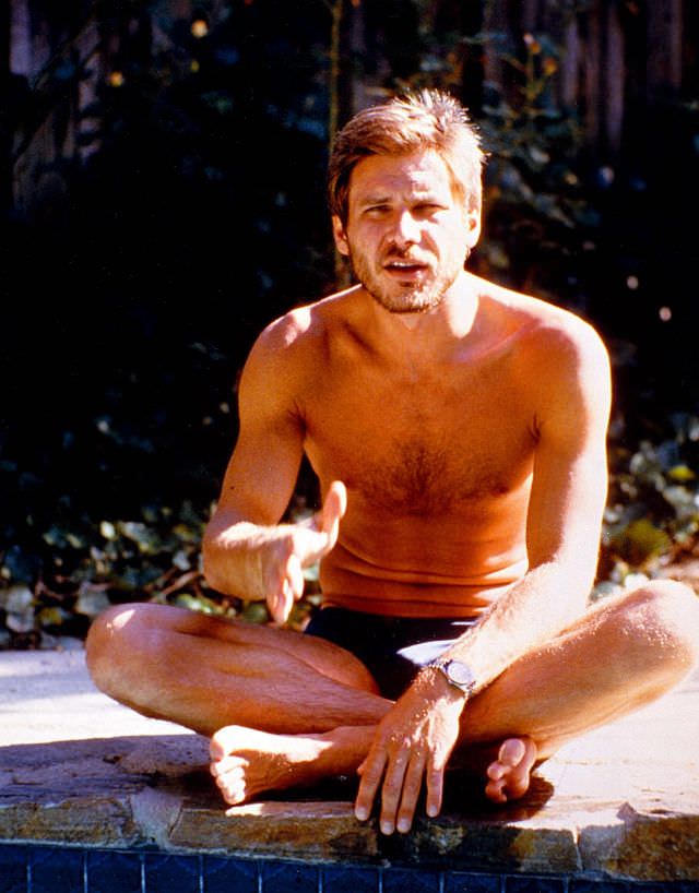 The Dashing Good Looks of Young Harrison Ford: A Retrospective in Pictures