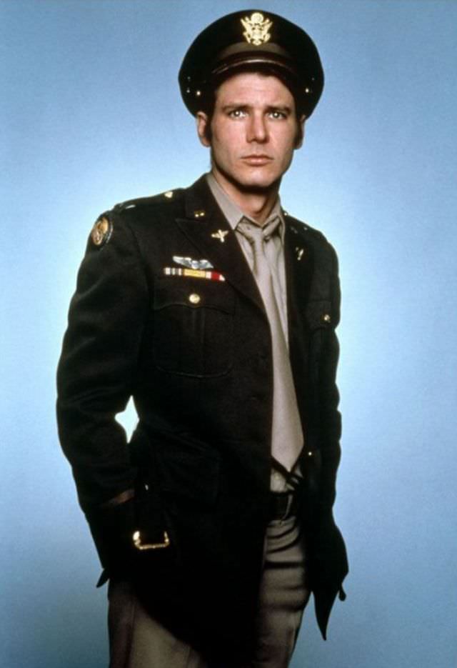 The Dashing Good Looks of Young Harrison Ford: A Retrospective in Pictures