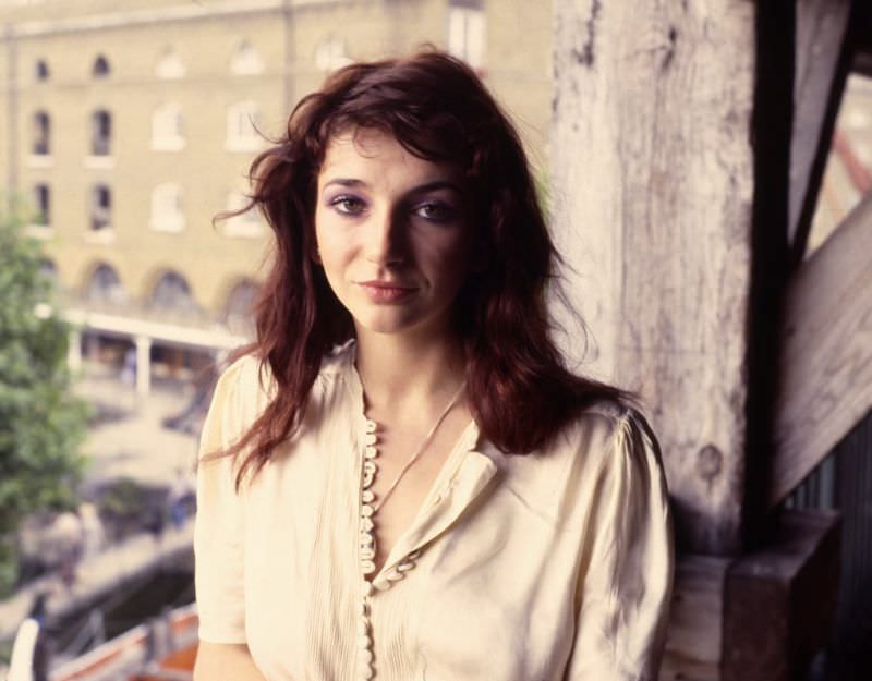 Young Kate Bush: Gorgeous Photos Show Her Fabulous Fashion Styles From 70s And 80s