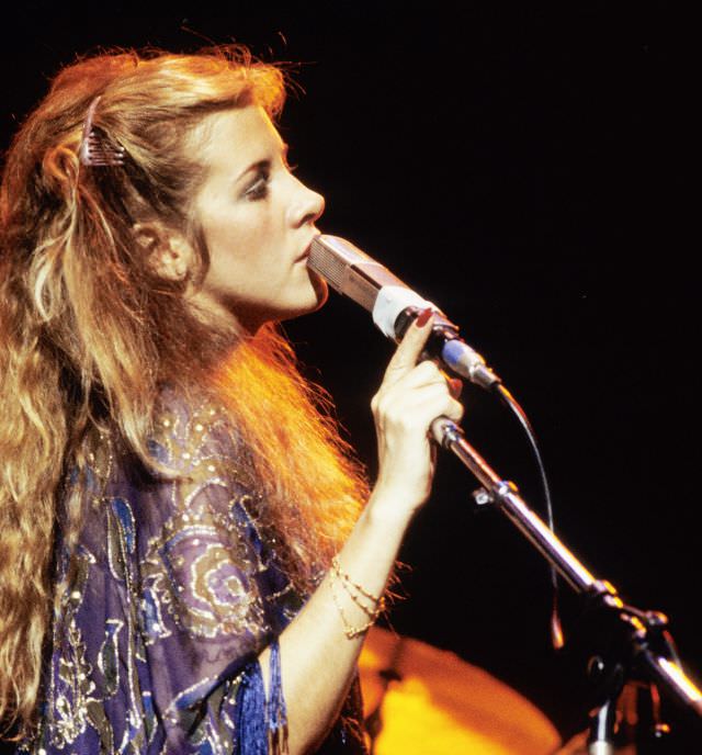 Young Stevie Nicks: Gorgeous Photos Of Female Rockstar Who Shaped Rock 'N' Roll