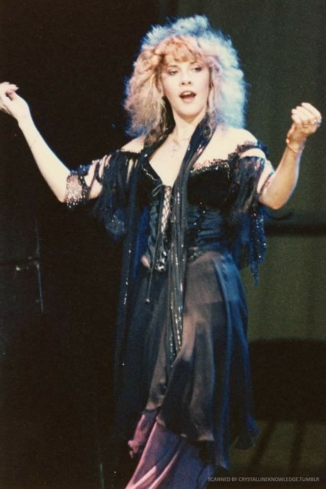 Young Stevie Nicks: Gorgeous Photos Of Female Rockstar Who Shaped Rock 'N' Roll