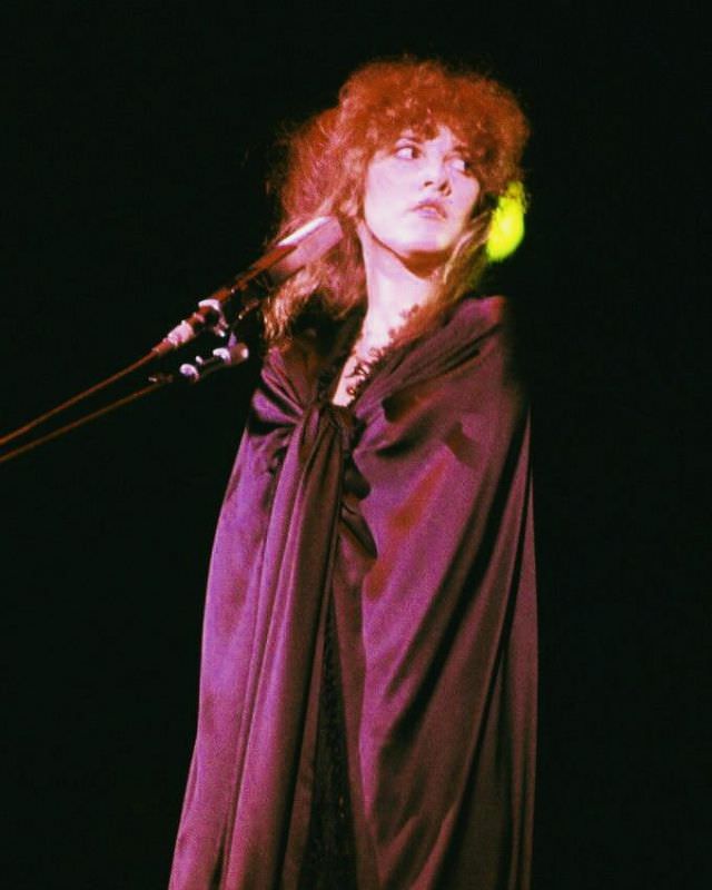 Young Stevie Nicks: Gorgeous Photos Of Female Rockstar Who Shaped Rock 'N' Roll