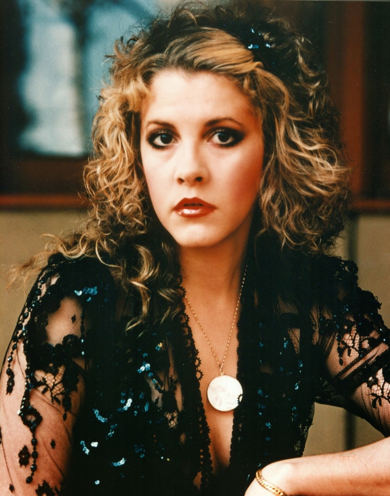 Young Stevie Nicks: Gorgeous Photos Of Female Rockstar Who Shaped Rock 'N' Roll