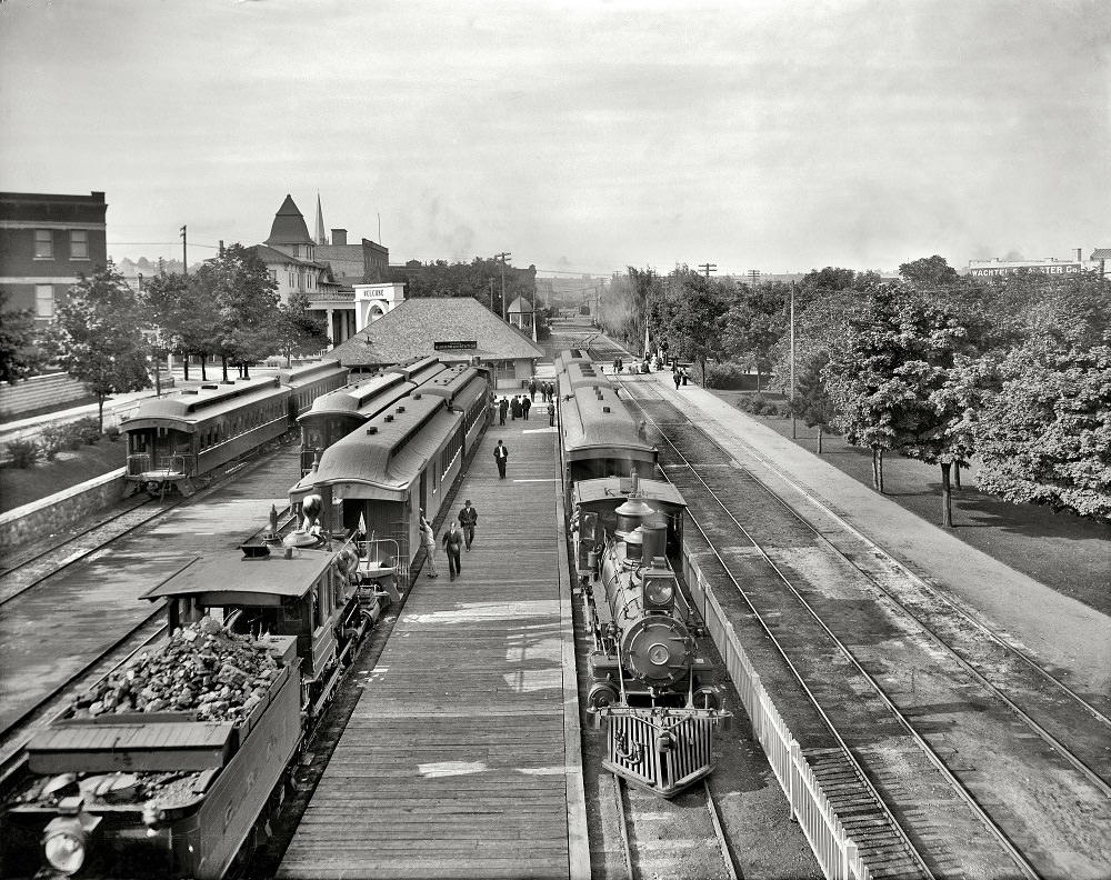 Suburban station, Petoskey, Michigan, 1908